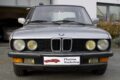 <h1>BMW 520i E28 - Haut moteur refait / Toit Ouvrant</h1>