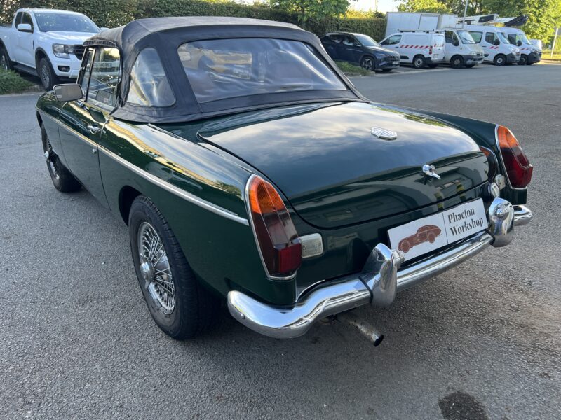 <h1>M.G. MGB GT 1979</h1>