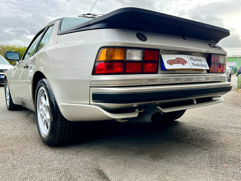 PORSCHE 944 TURBO 1988