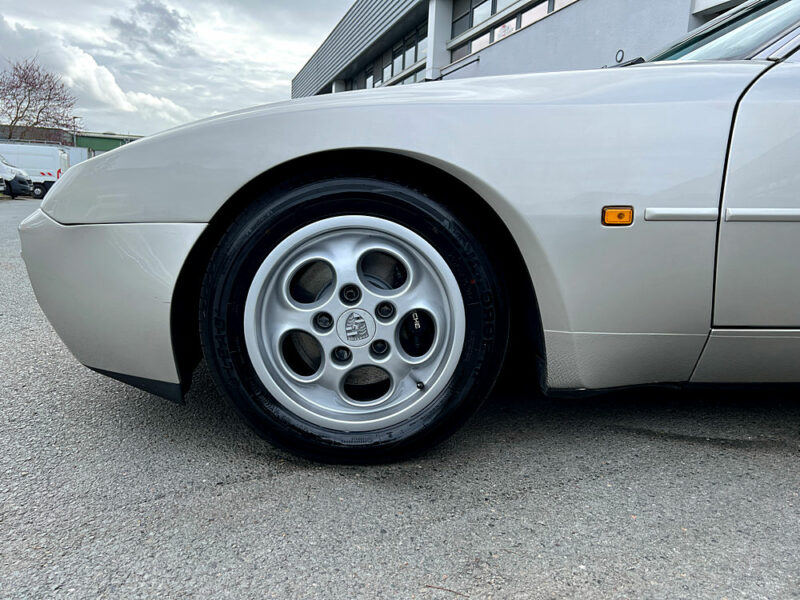 PORSCHE 944 TURBO 1988