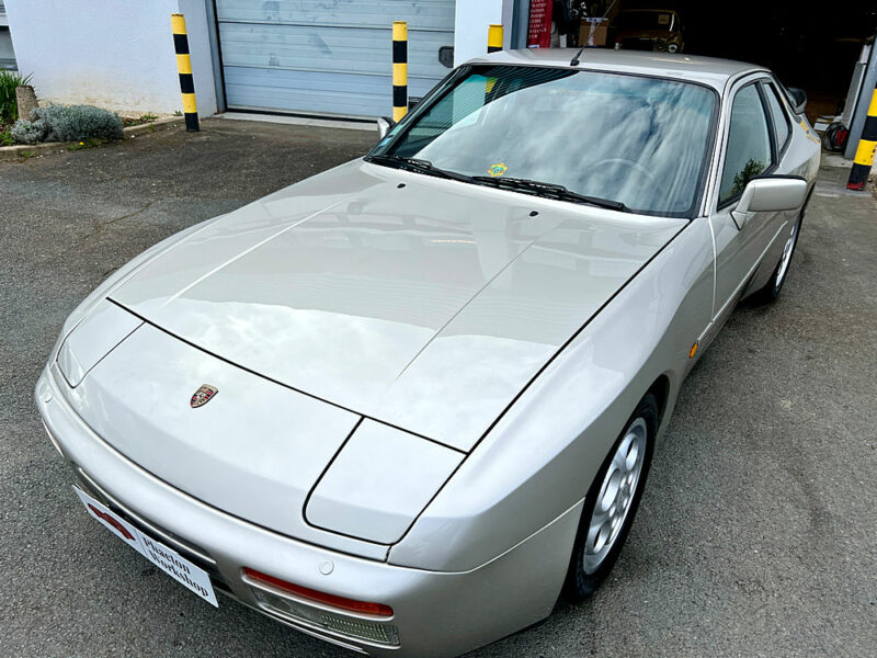 PORSCHE 944 TURBO 1988