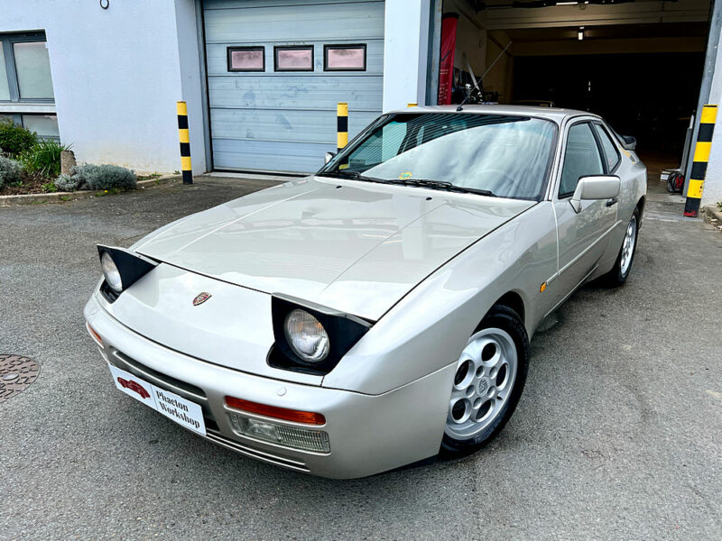 PORSCHE 944 TURBO 1988