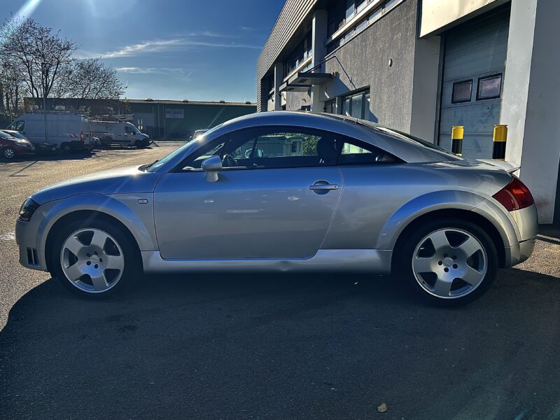 AUDI TT 225ch QUATTRO BVM - 105 000 kms - Parechocs V6